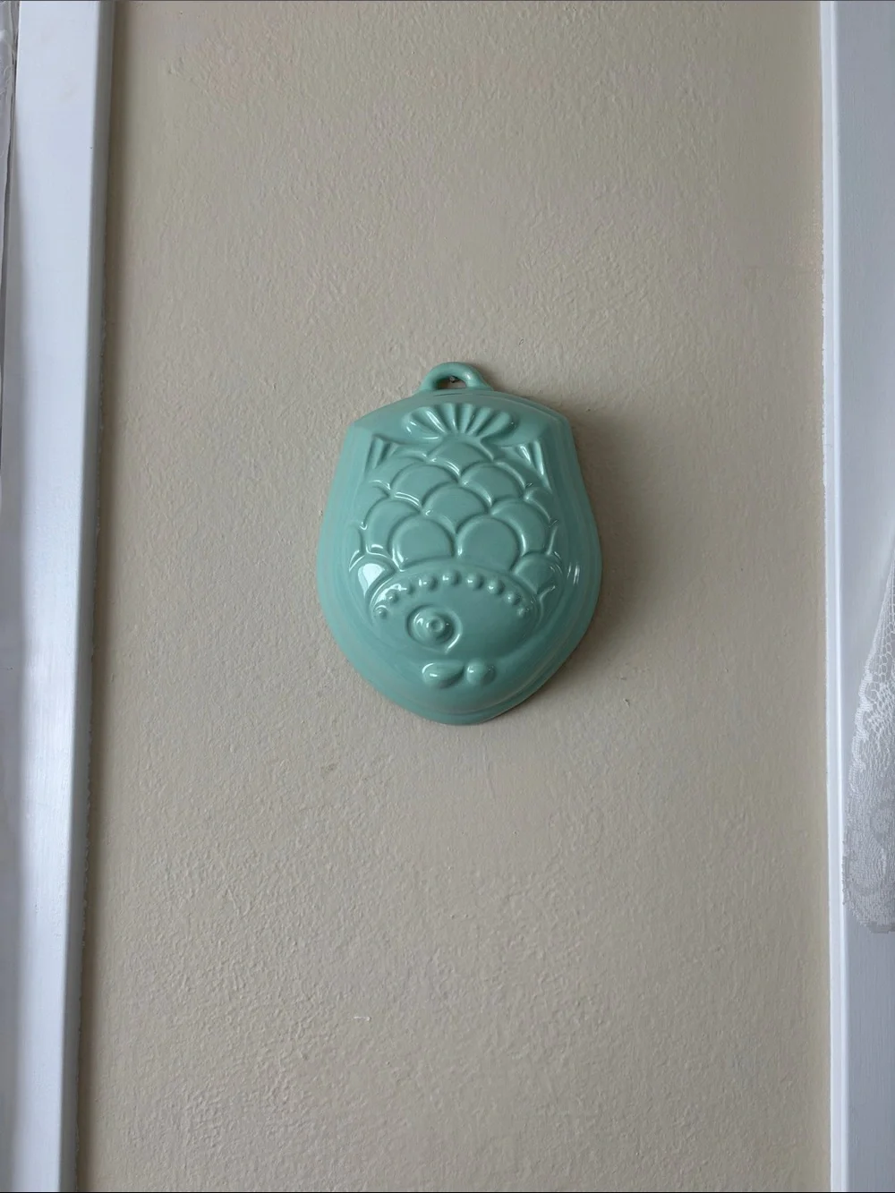 Pier 1 Seafoam Green Fish Mold Wall Hanging